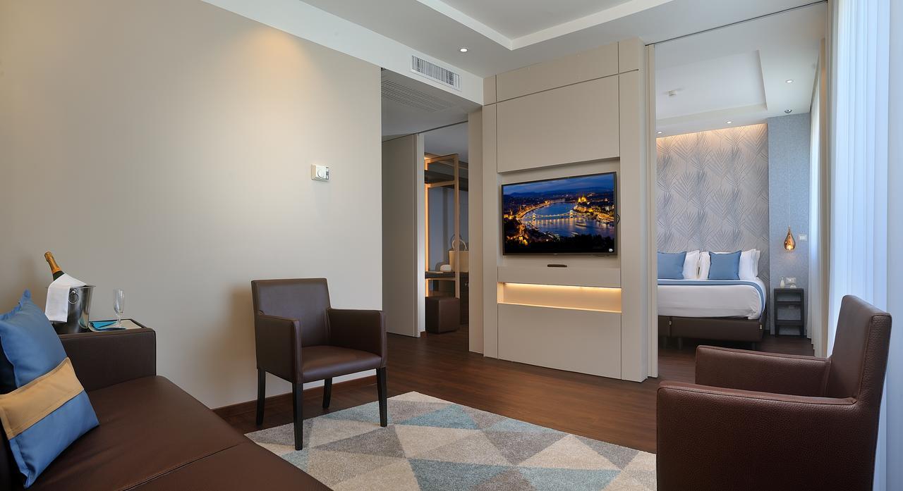 ריצ'יונה Hotel Concord מראה חיצוני תמונה